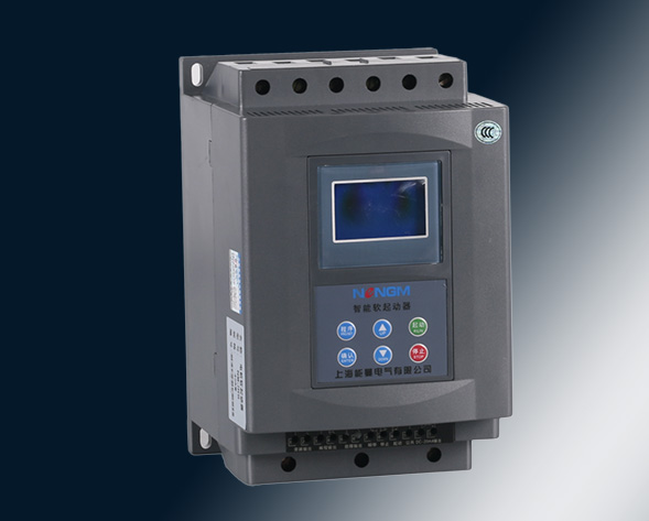 NMJR6中文顯示電機(jī)軟啟動(dòng)器采用智能化液晶中文控制；以單片機(jī)為智能中心，可控硅模塊為執(zhí)行元件對(duì)電動(dòng)機(jī)進(jìn)行全自動(dòng)控制。它適用各種負(fù)載的鼠籠型異步電動(dòng)機(jī)控制，使電…